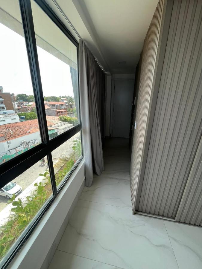 Flat A Beira Mar Com Varanda E Piscinas Naturais Apartment